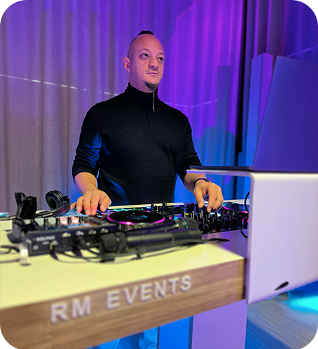 Régis Morano RMEVENTS qui mixe